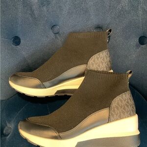 Stylish Michael Kors Black Knit Women's Sneakers